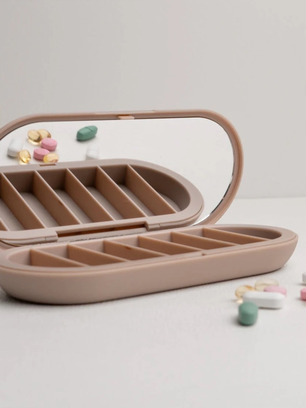 DOSEY 7-day Pill Compact, Latte Colour